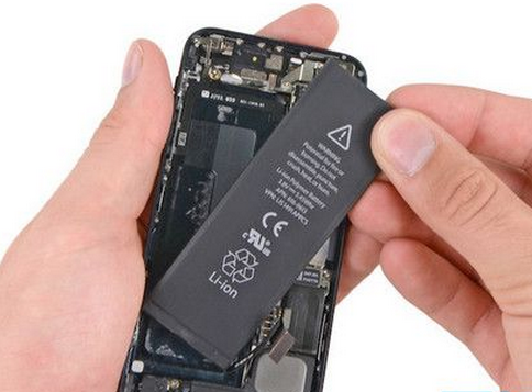 部分iPhone5电池有问题可到店免费换