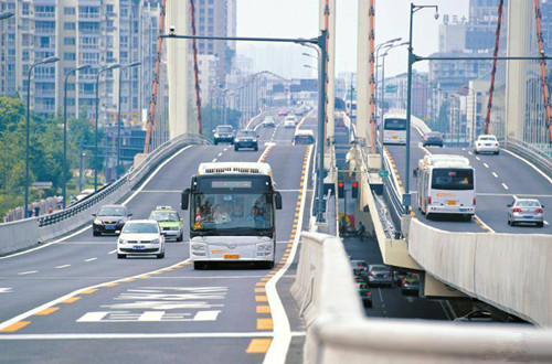 新能源公交， 温江年内还要新增210台！