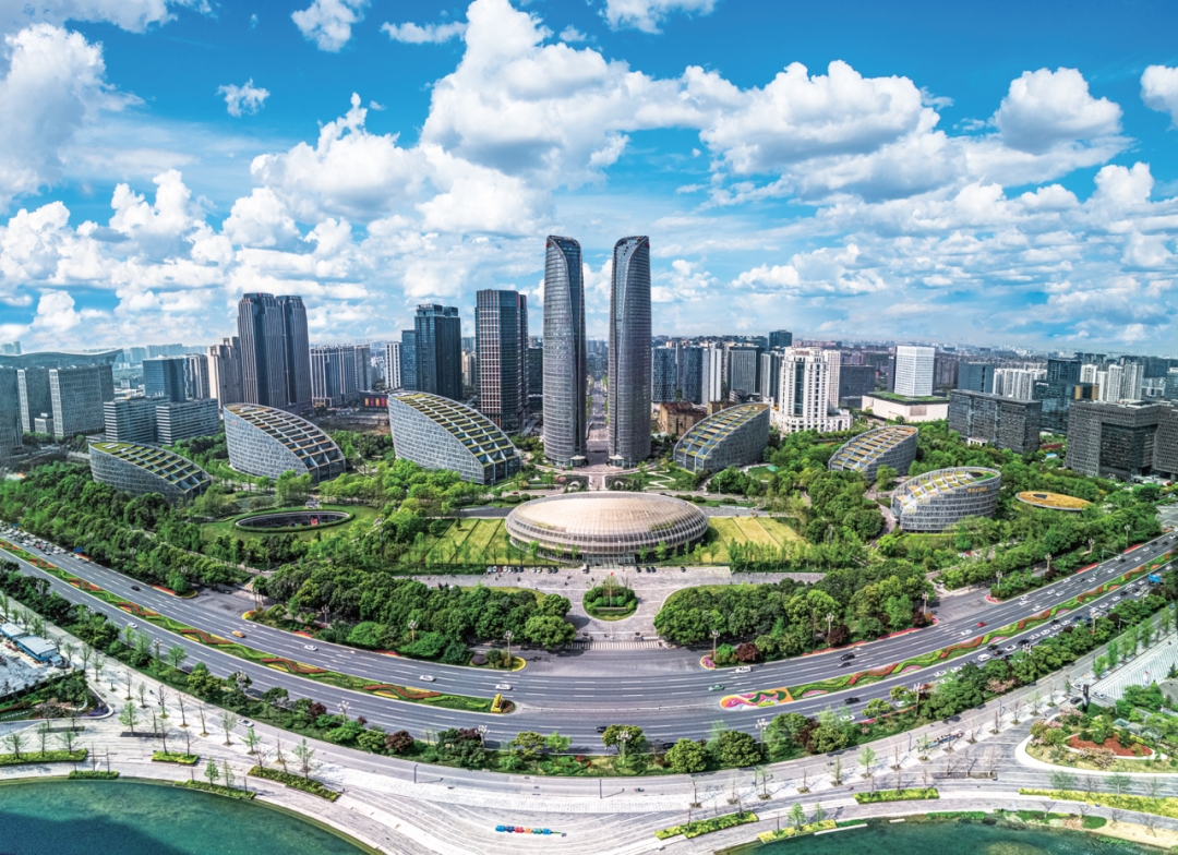 2024年成渝地区双城经济圈实现GDP87193亿元