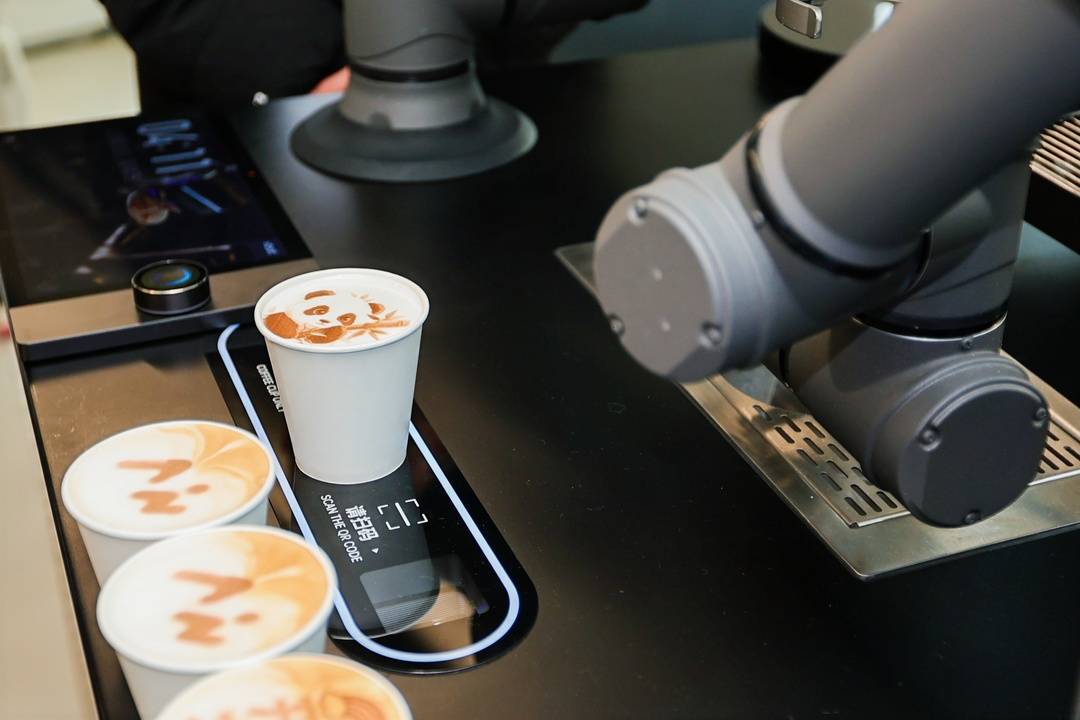 “机器人大世界”来了！成都抢跑具身智能新赛道？｜有点意思·成都经济一线观察