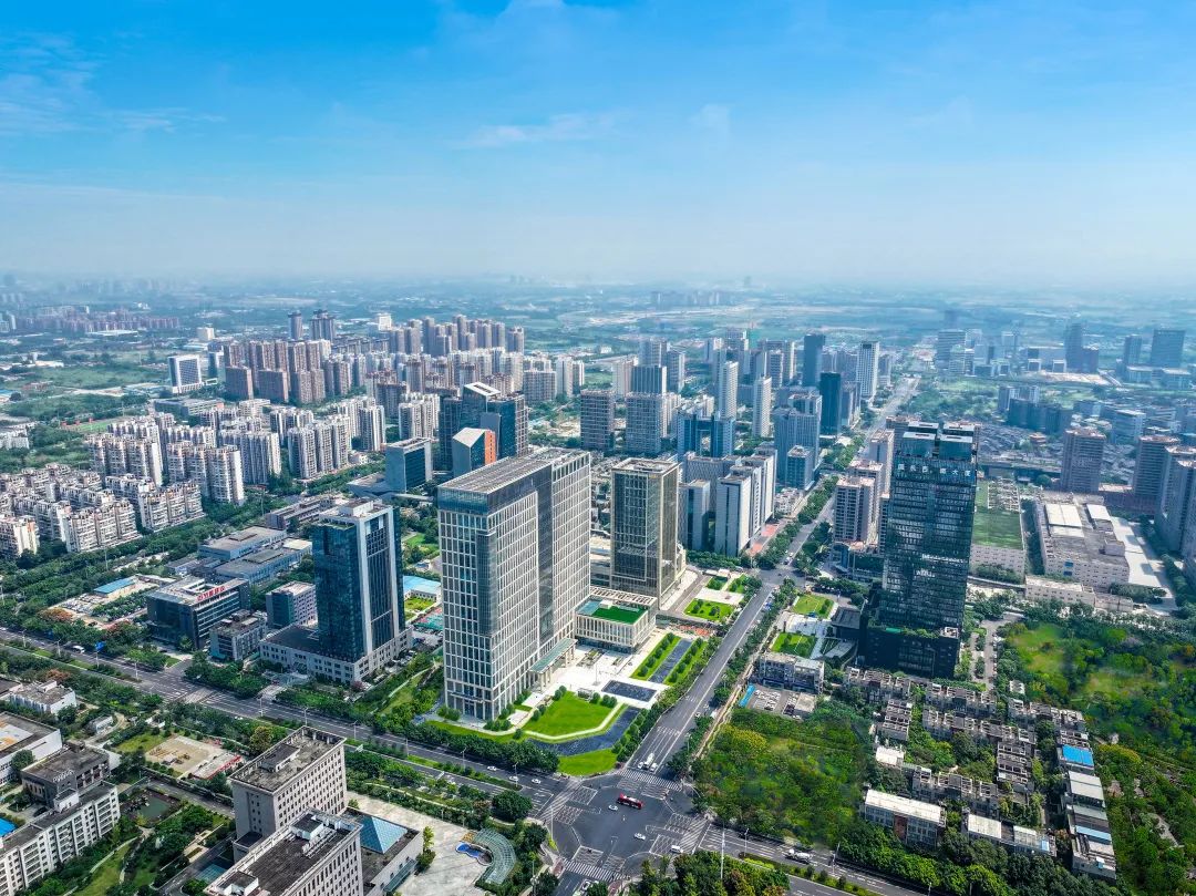 成都十陵南站进入装修阶段