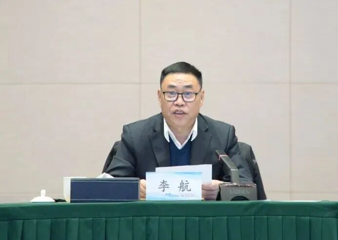 一天内5位官员被查；上市川企8名董事集体辞职……